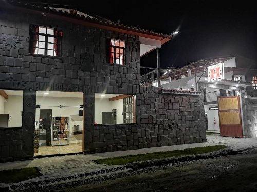 Los Wayruros de Anita Ollantaytambo image 25