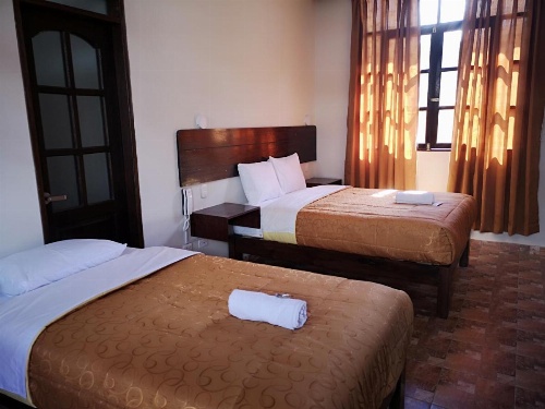 Los Wayruros de Anita Ollantaytambo image 6